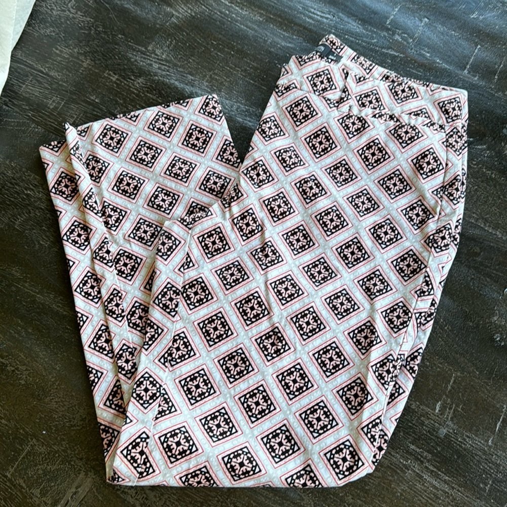 New York & Company ankle casual pants